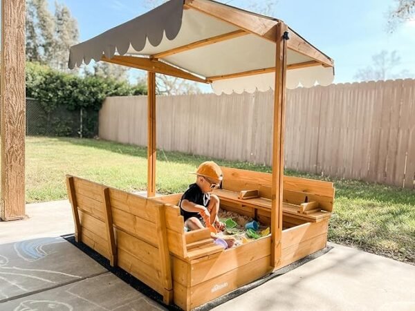 Sandbox with Lid – 47.2" Outdoor Sand Pit, 2 Foldable Benches, UV Resistant Adjustable Roof, Ages 4-8